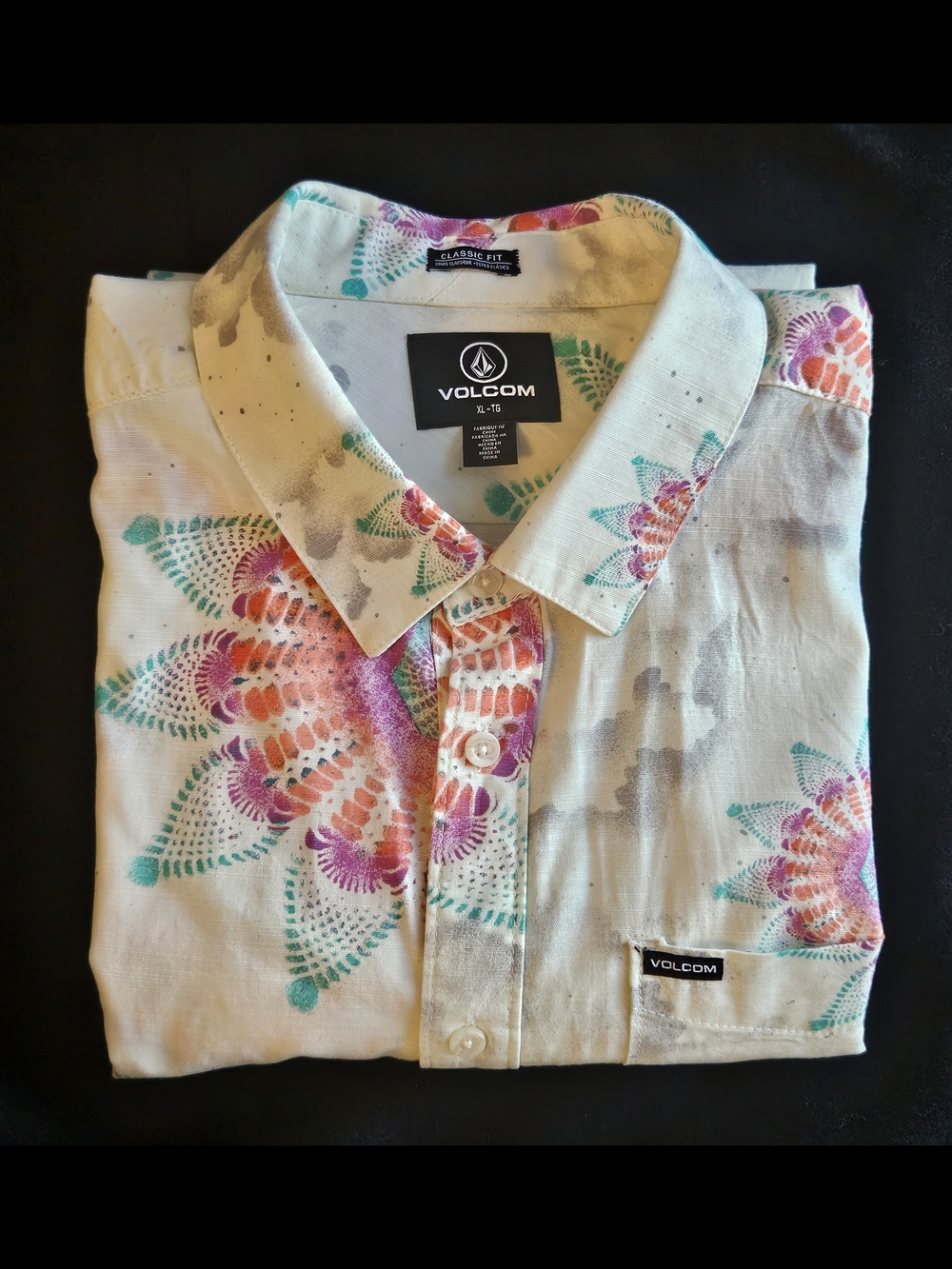 Volcom Men’s Cream Button-Down Shirt with Multicolor Floral Motif